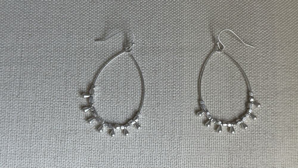 Marlyn Schiff Mareka Teardrop Silver Earrings New